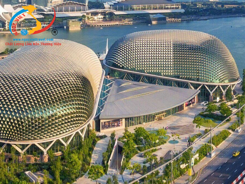 TOUR SINGAPORE - THÁC NƯỚC JEWEL – GARDENS BY THE BAY CHÙA RĂNG PHẬT