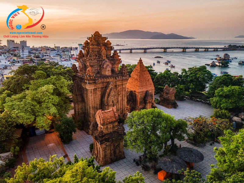 TOUR NHA TRANG - BIỂN XANH VẪY GỌI - XE VIP CHẤT LƯỢNG CAO