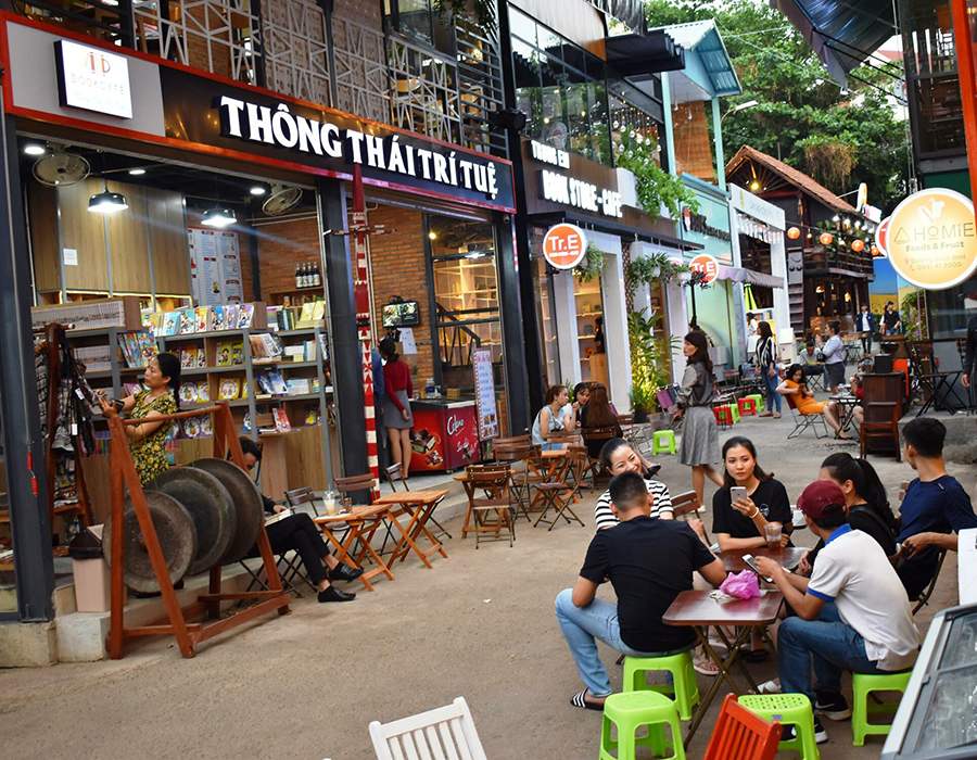 TOUR TÀ ĐÙNG - BUÔN MÊ - VỊNH HẠ LONG CỦA TÂY NGUYÊN - XE LIMOUSINE