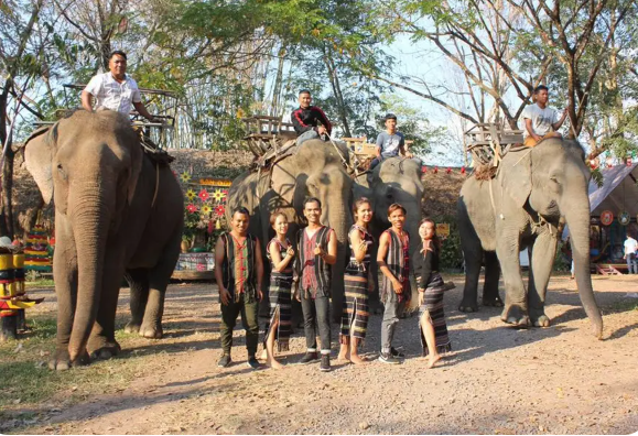 TOUR TÀ ĐÙNG - BUÔN MÊ - VỊNH HẠ LONG CỦA TÂY NGUYÊN - XE LIMOUSINE
